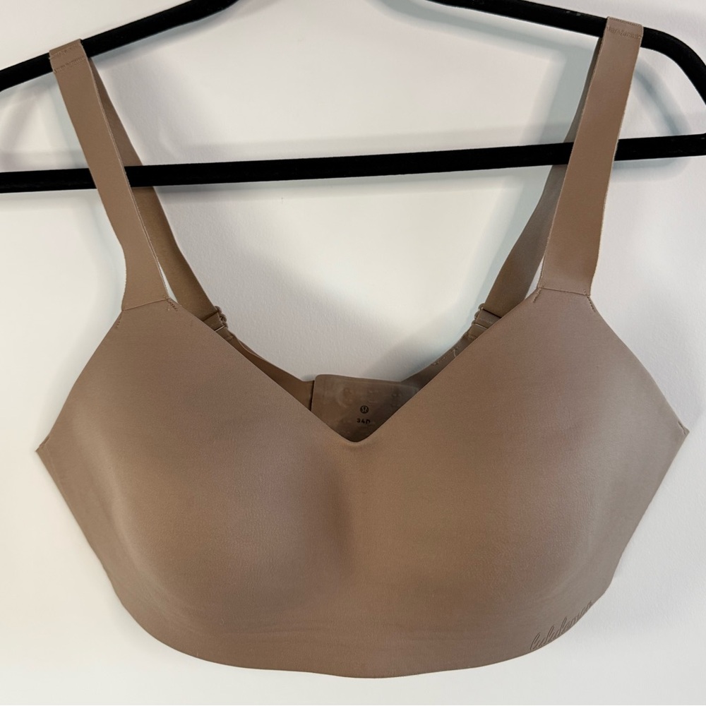 lululemon athletica Nude/Tan Smooth Seamless Bra
